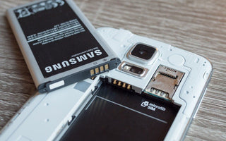 2 Charging Mistakes That Are Killing Your Phone's Battery Life